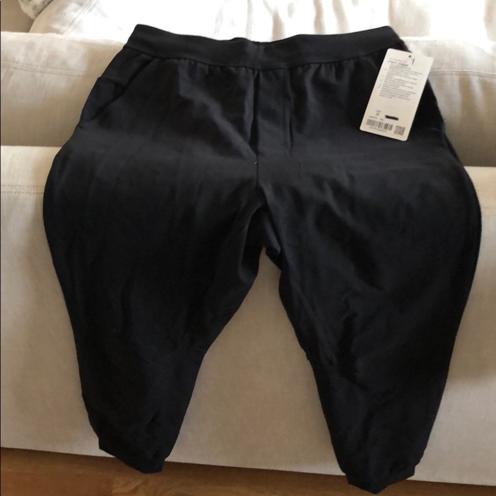 Lululemon men’s Intent Jogger pant